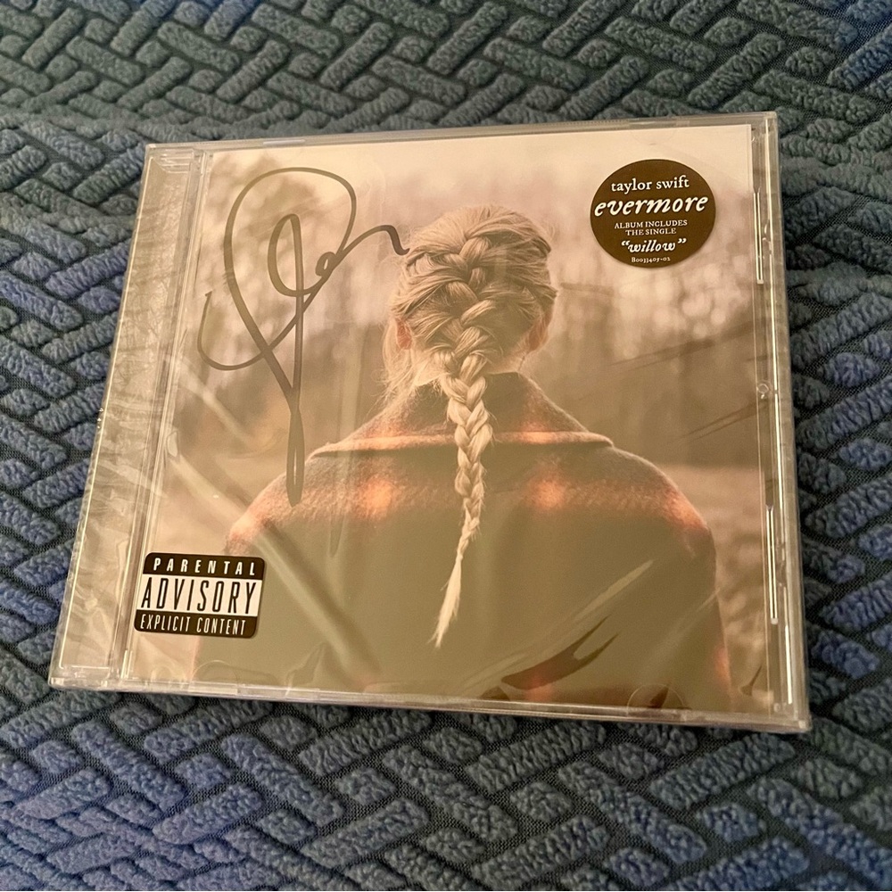 Taylor Swift Evermore signed cd